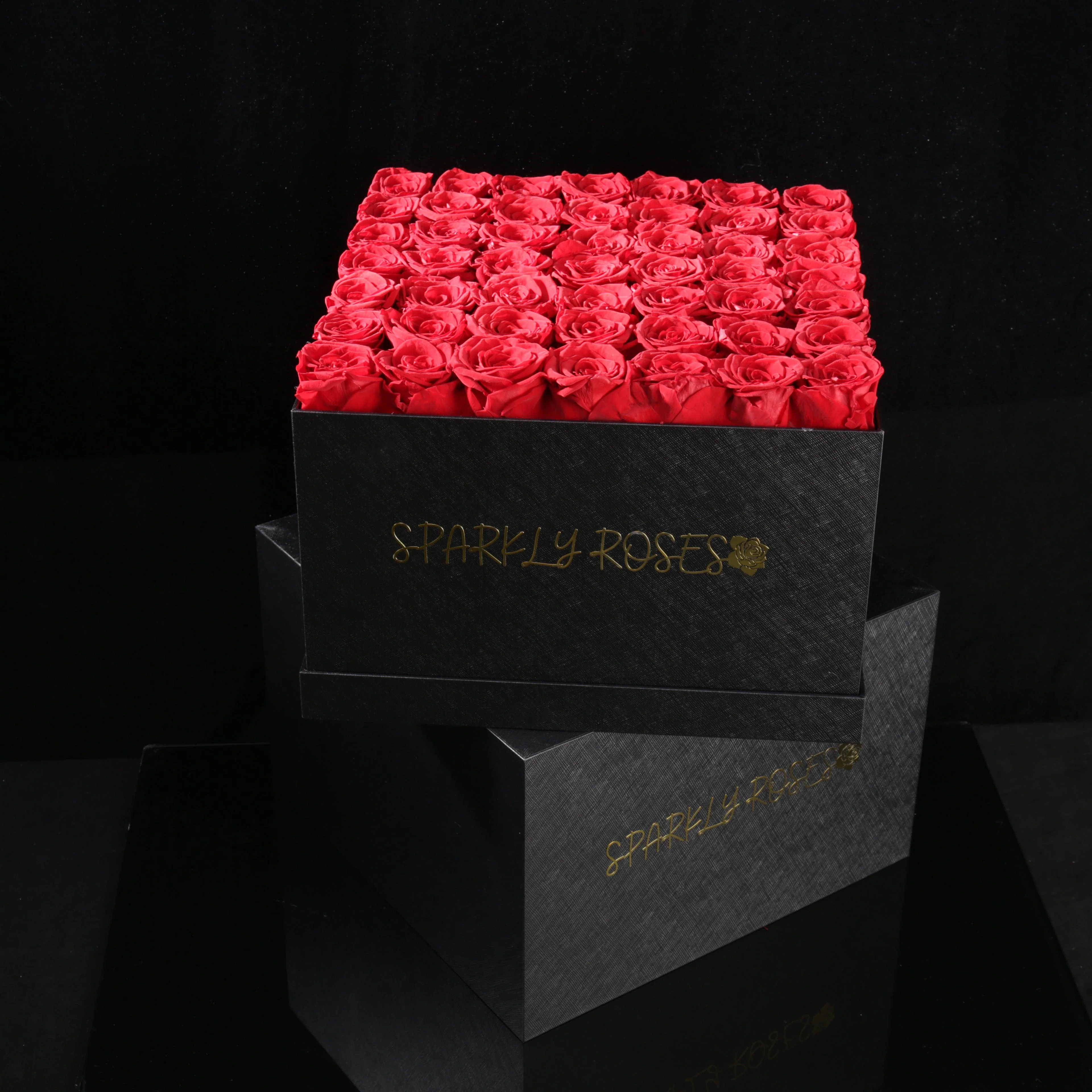 Eternal Rose Box Bouquet - Image 32